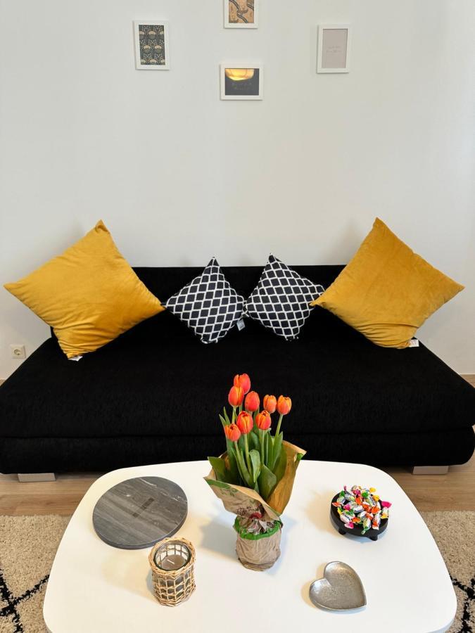 Cozy 8-Person Home In Vienna Located At Haberlgasse 82 N1 Exterior foto