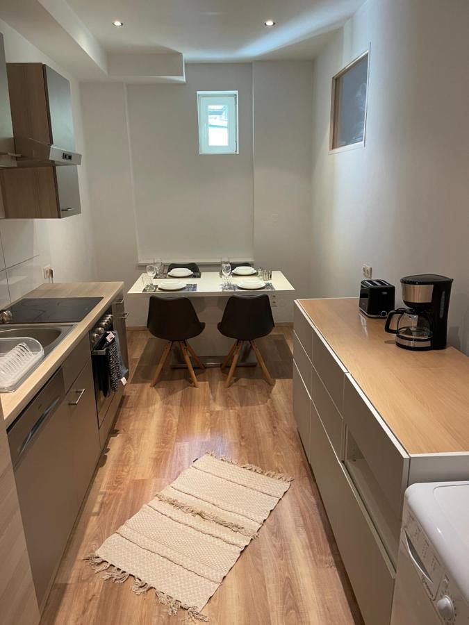 Cozy 8-Person Home In Vienna Located At Haberlgasse 82 N1 Exterior foto